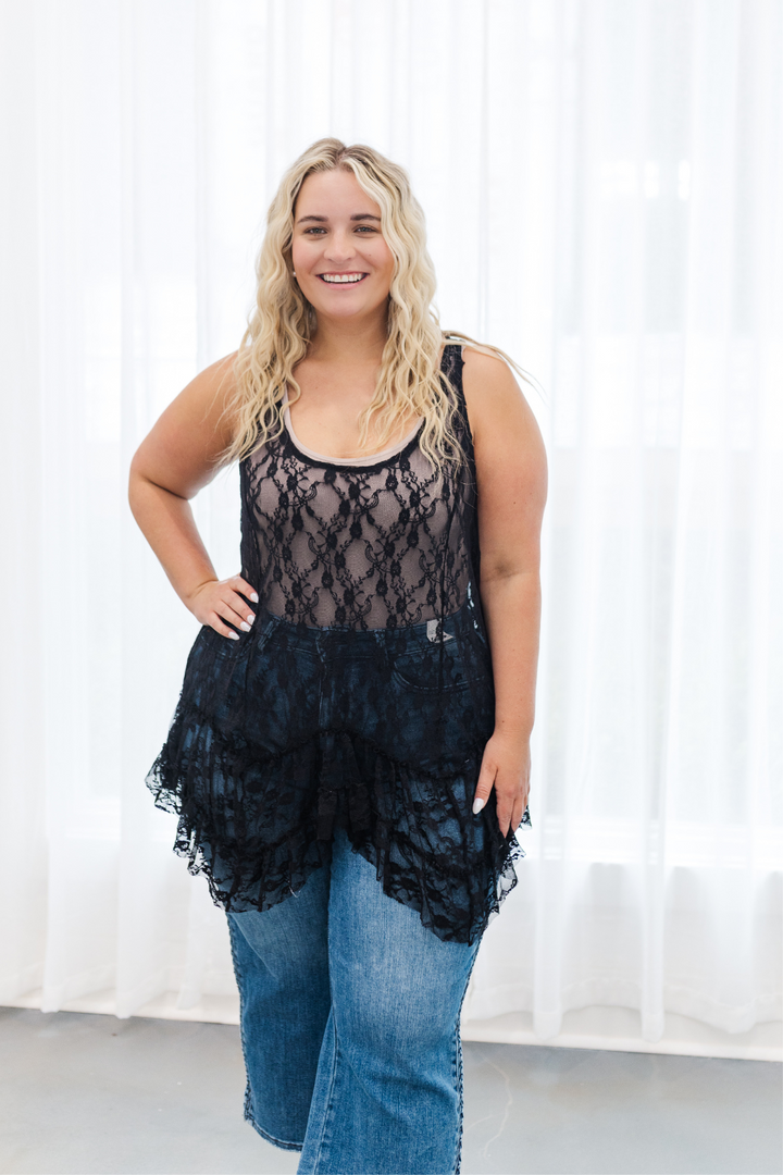 Abigail Ruffle Hem Lace Layering Tank Top in Black