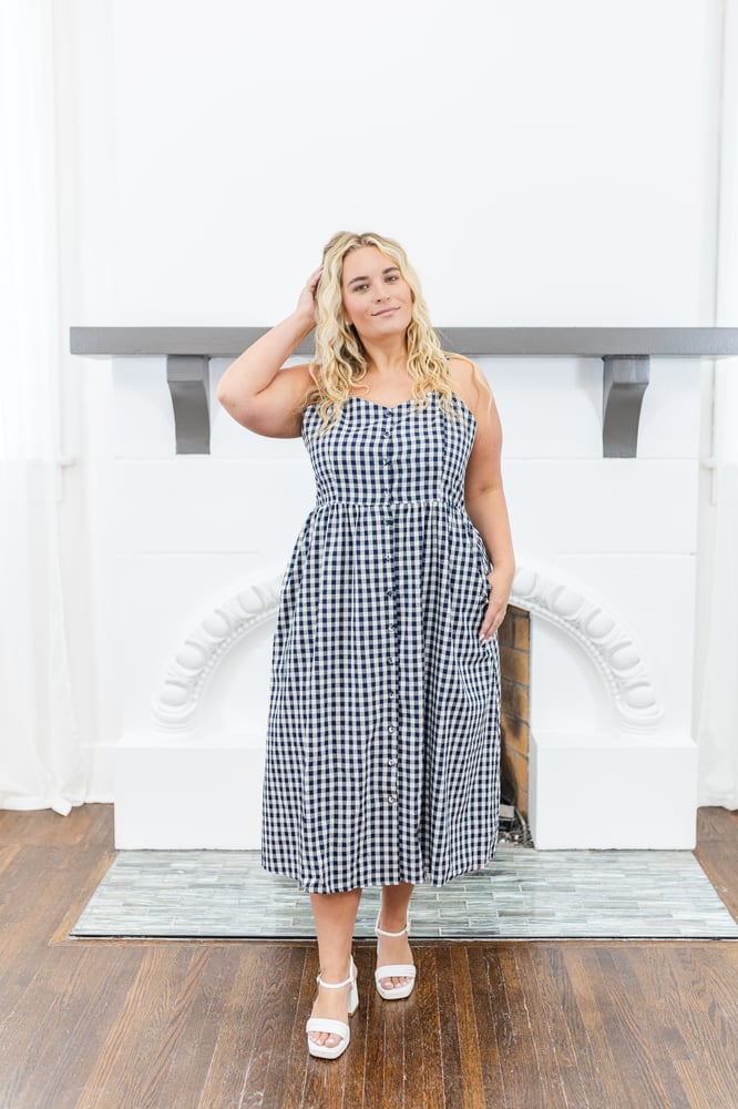 Madison Gingham Midi Dress in Navy Blue