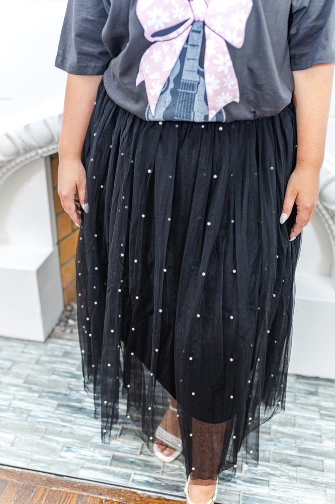 Pearl Embellished Tulle Midi Skirt in Black